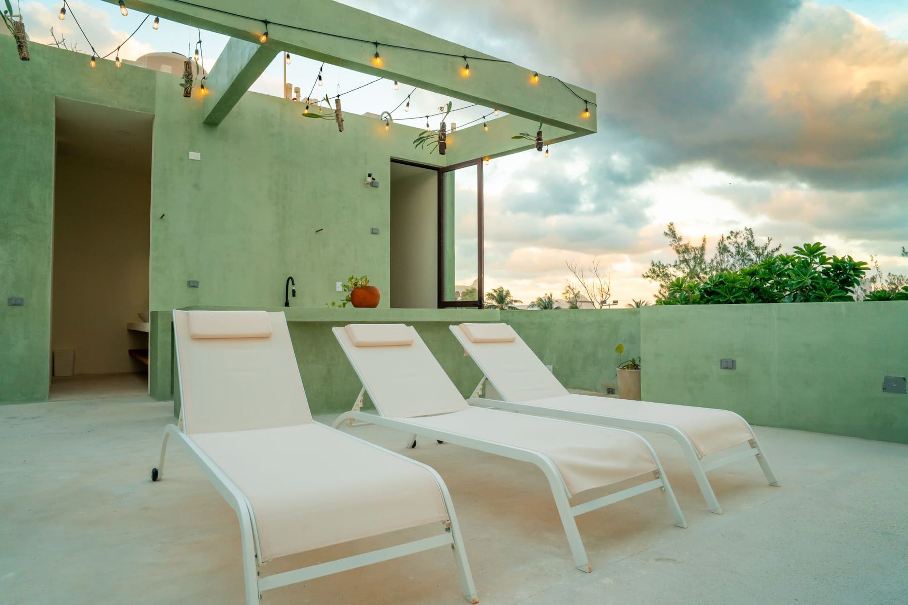 Rooftop pool